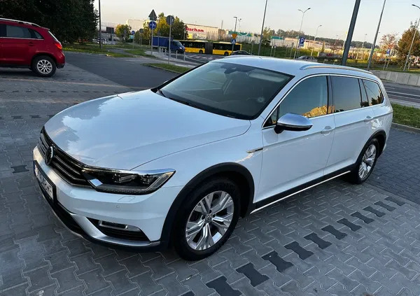 volkswagen Volkswagen Passat cena 97500 przebieg: 150000, rok produkcji 2016 z Katowice